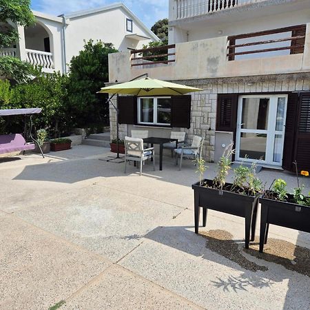 Apartments Marzic Pag Town Exterior photo
